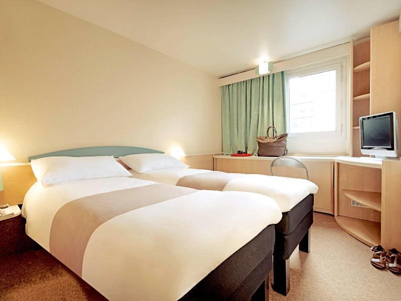 Ibis Budget Loriol ル・プーザン エクステリア 写真