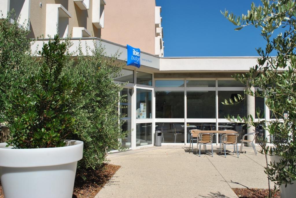 Ibis Budget Loriol ル・プーザン エクステリア 写真