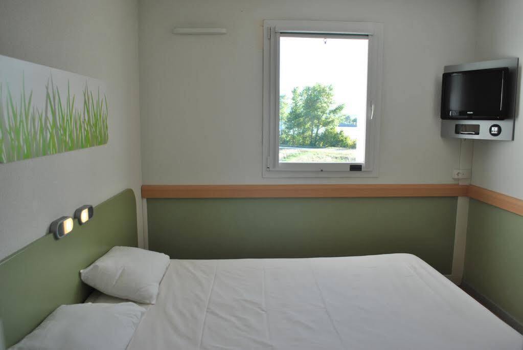 Ibis Budget Loriol ル・プーザン エクステリア 写真